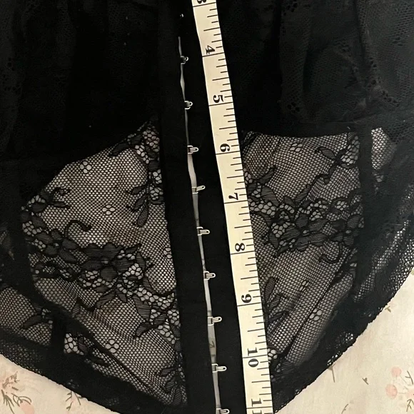 Garage sheer black lace top - Picture 3 of 5